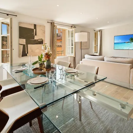 L'escale Tropezienne Rue Des Commercants 3e Apartmán